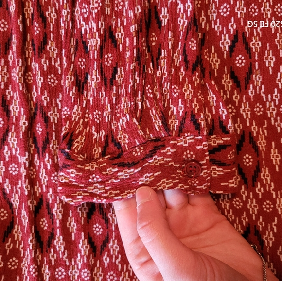 (4X)  DC Jean Button Down - Picture 9 of 11